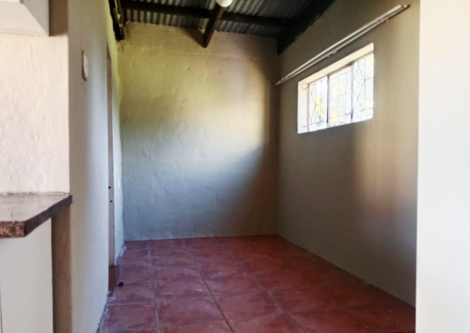 One Bedroom Apartment To Rent - Bo-Dorp, Rustenburg Immediately Available