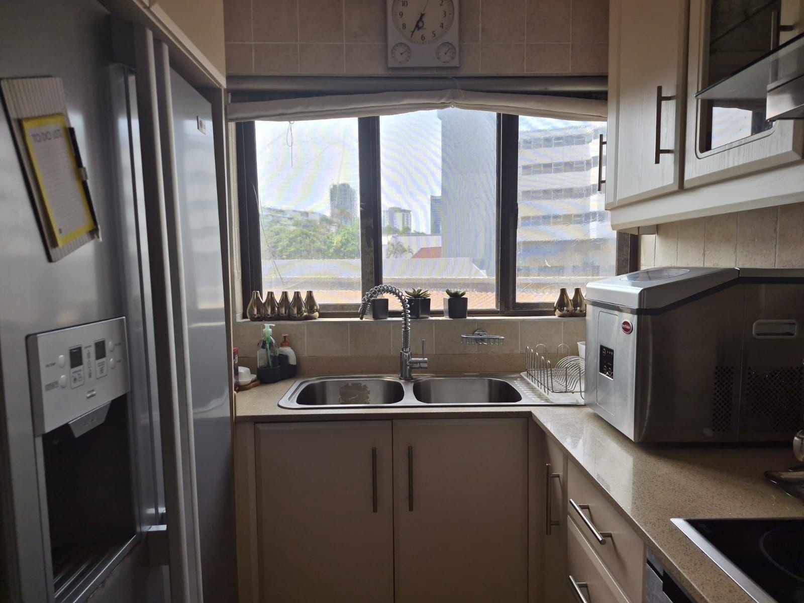 2 Bedropm Apartment for Sale in Umhlanga Rocks