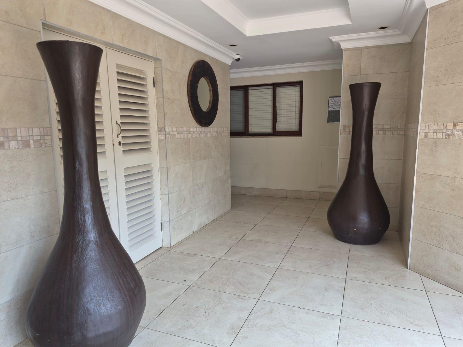 2 Bedropm Apartment for Sale in Umhlanga Rocks