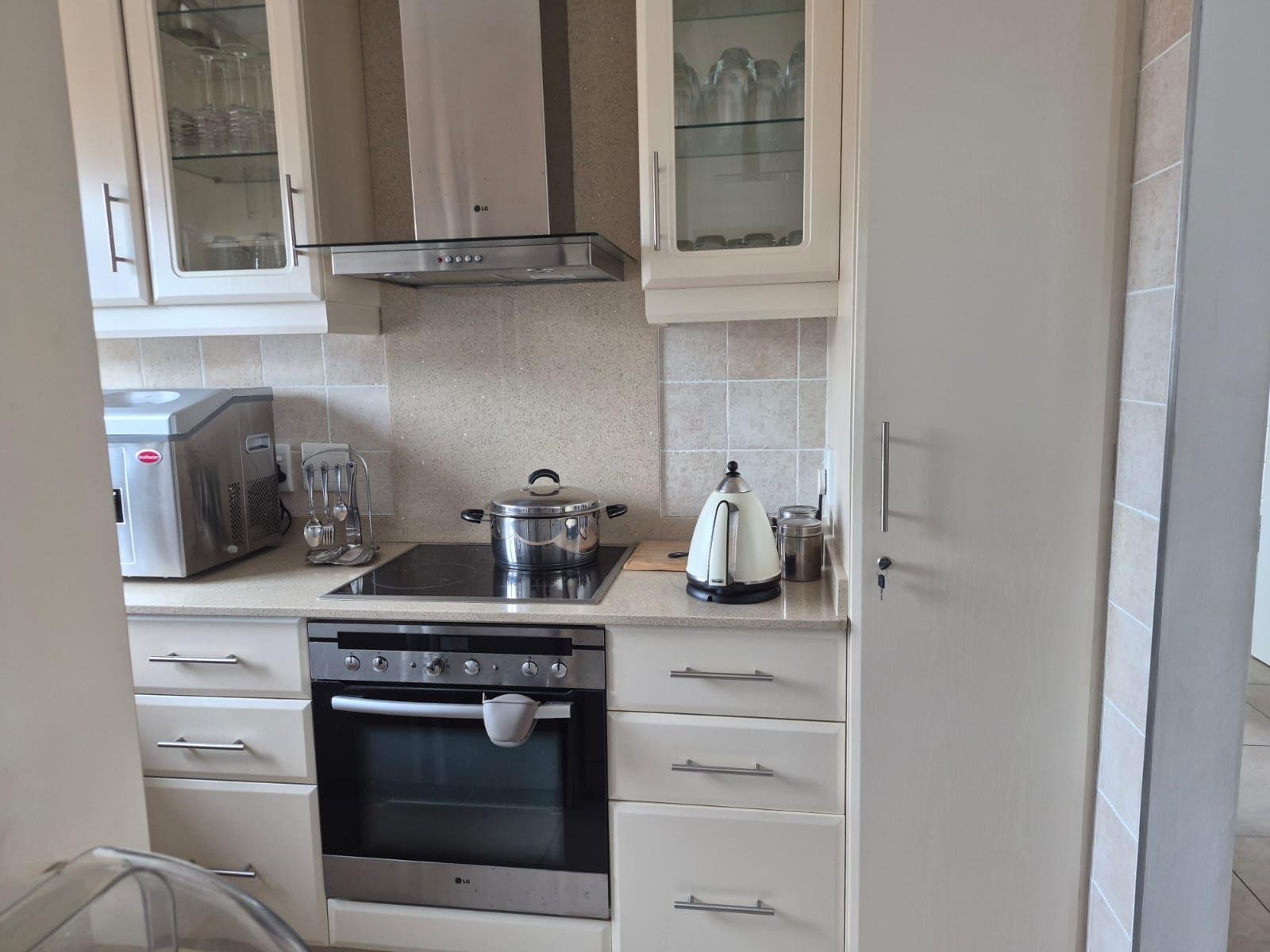 2 Bedropm Apartment for Sale in Umhlanga Rocks