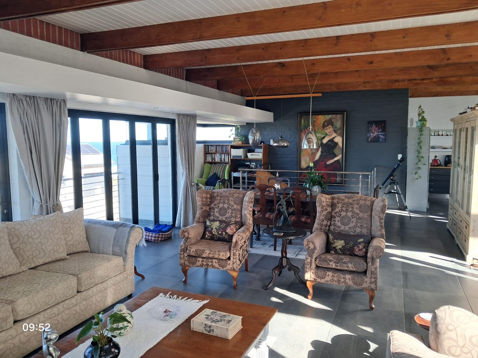 Architecturally Designed-Coastal-Home - Dual Aspect Views - Designed with Nature in Mind!