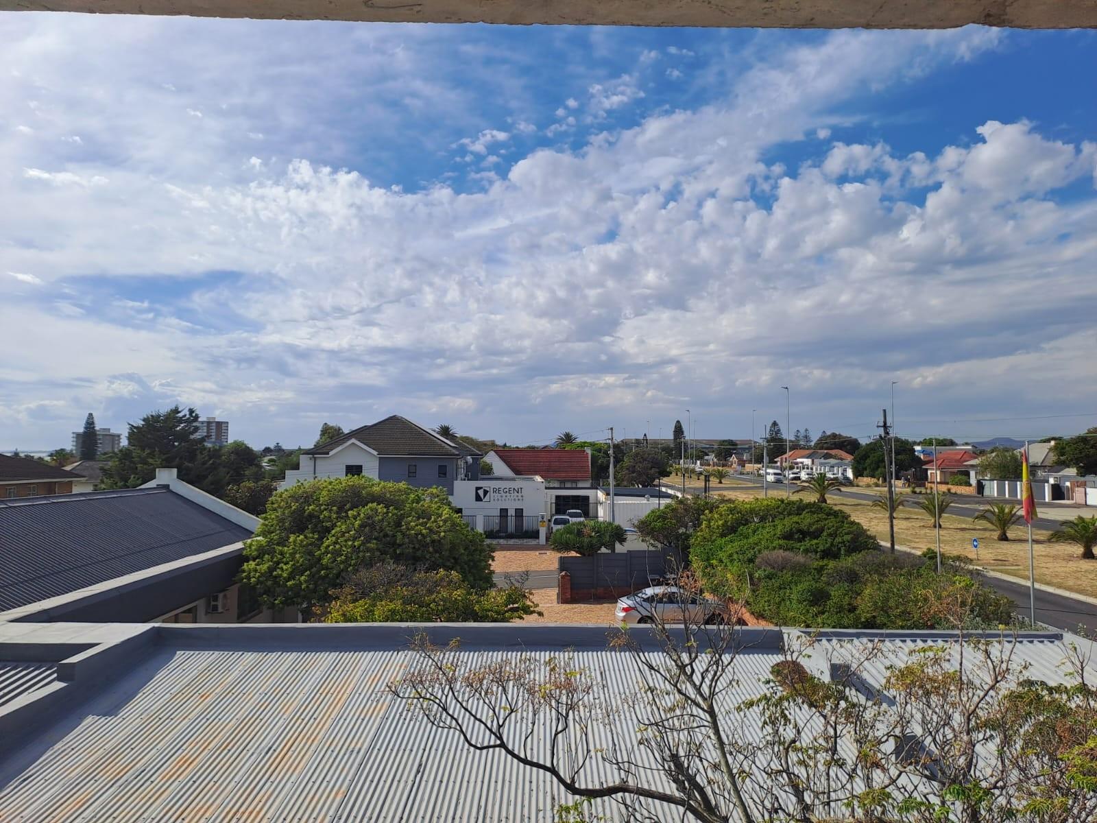 Brand New 2 Bedroom | No Transfer Costs