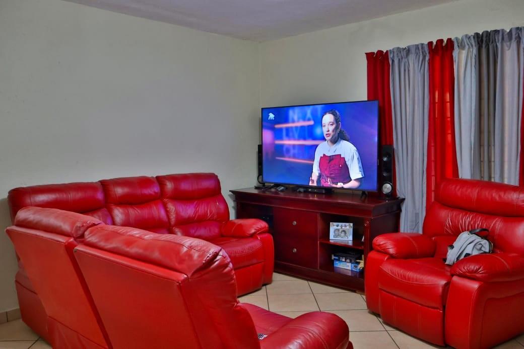 Apartment For Sale in Bedfordview