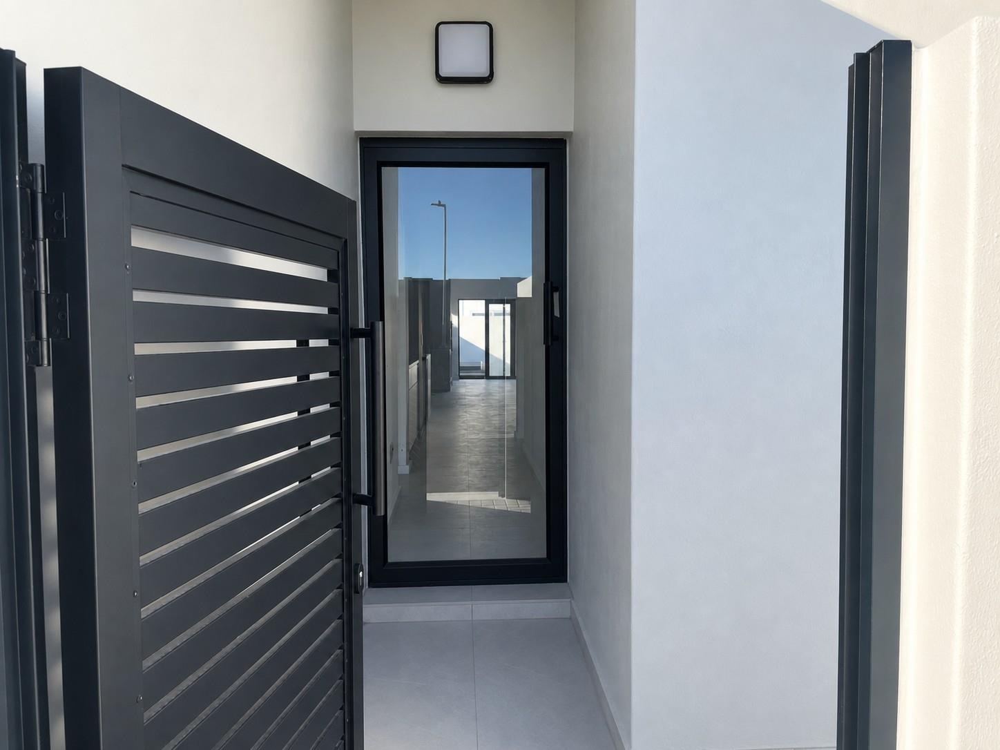 Modern 4-bedroom luxury home in Sandown, Blouberg with premium finishes and indoor-outdoor living