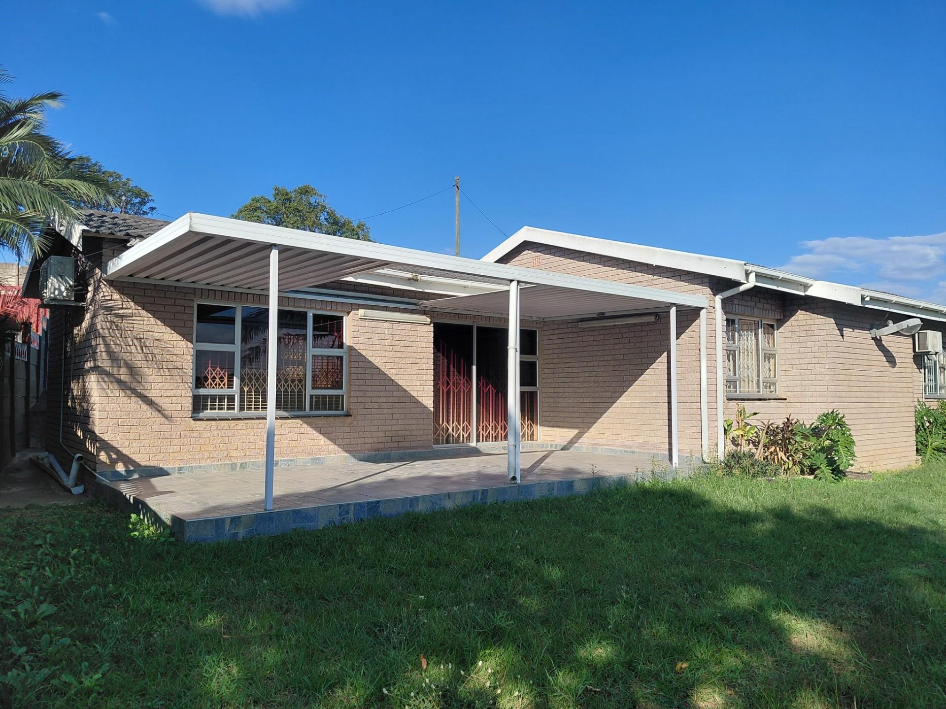 House For Sale in Umlazi BB, Umlazi, KwaZulu Natal