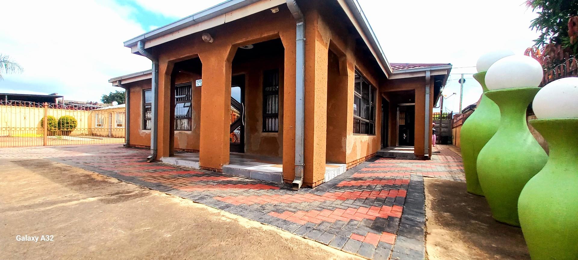 MORDEN FAMILY HOME FOR SALE IN GA-RANKUWA