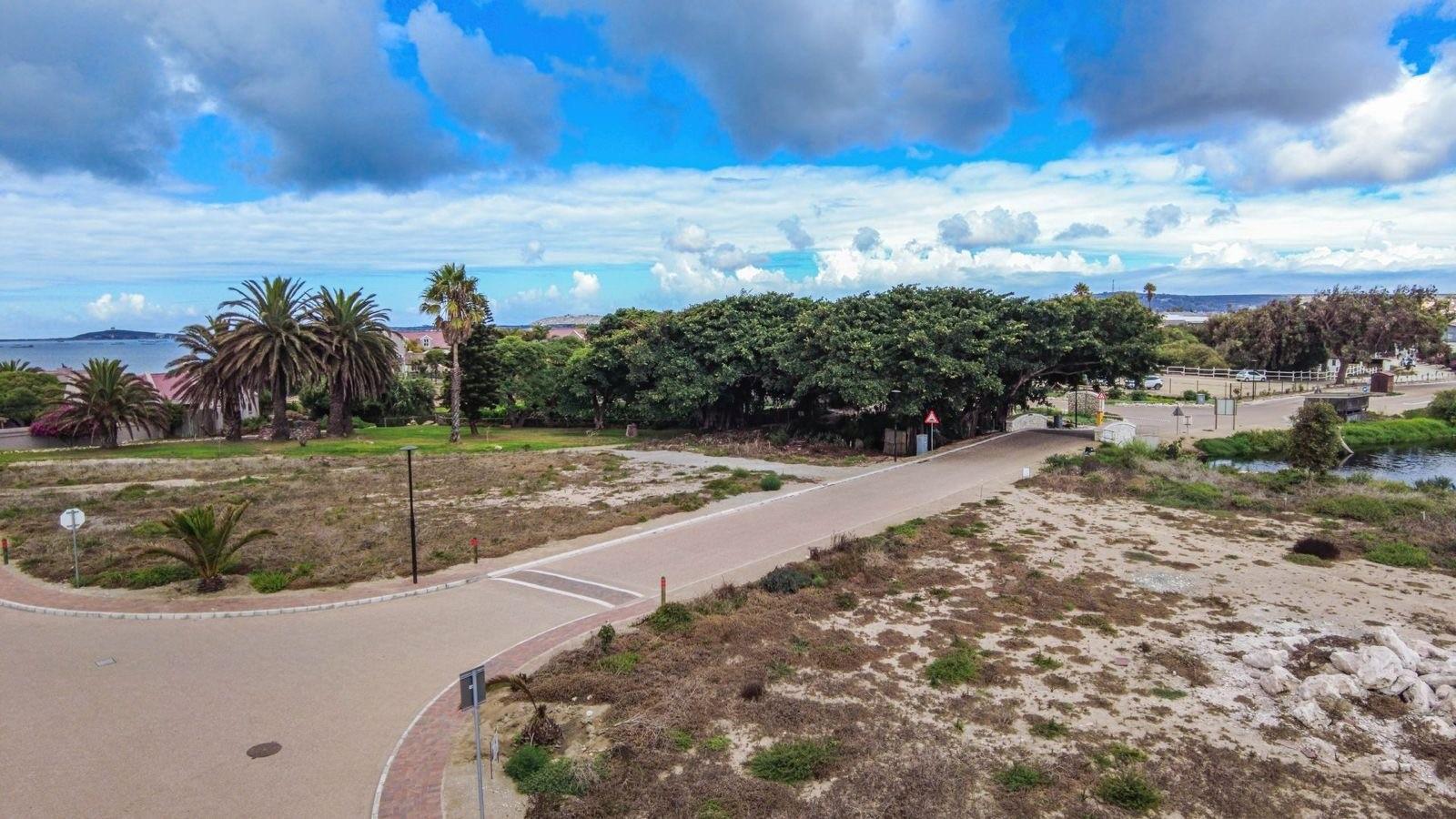 House For Sale in Bluewater Bay, Saldanha