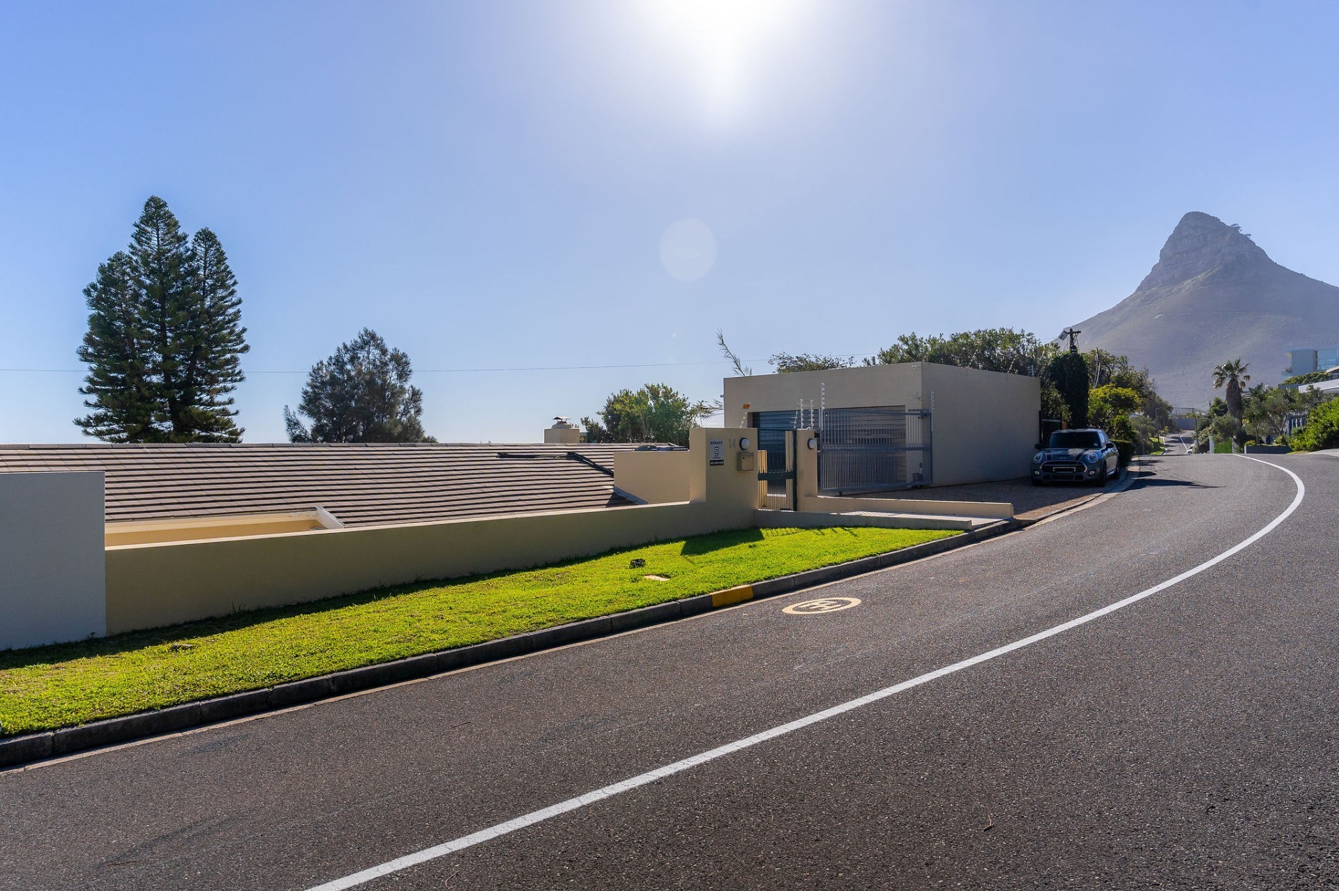 4 Bedroom Townhouse for sale in Camps Bay