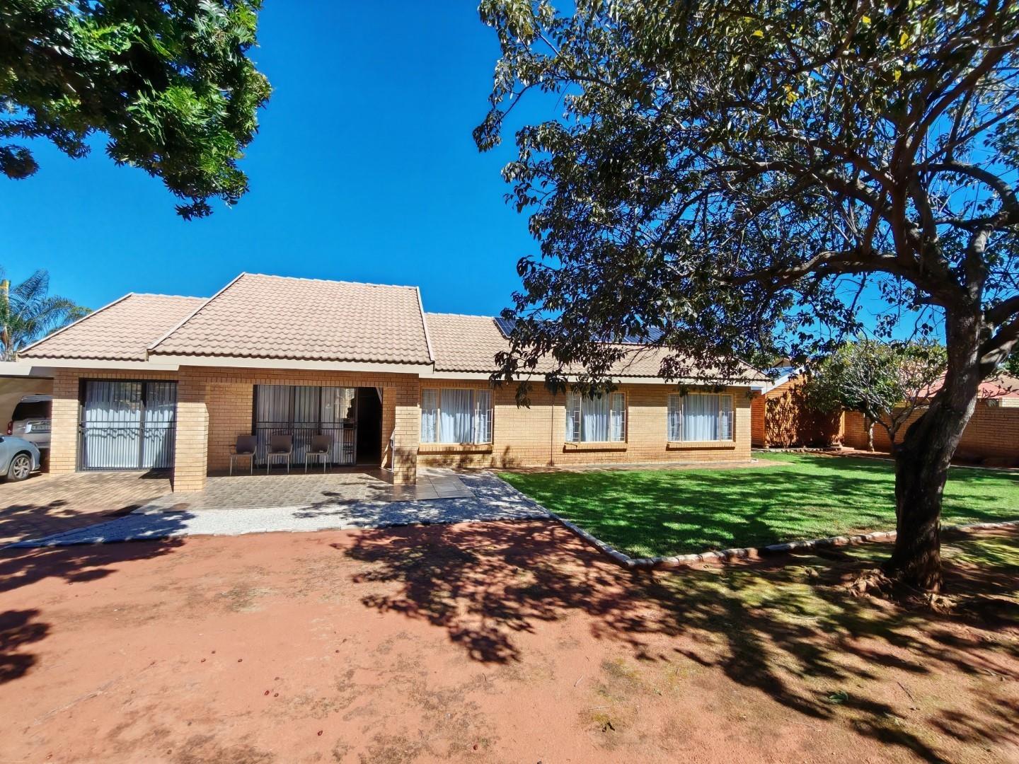 UNDER OFFER Beautifully Maintained 3-Bedroom Townhouse for sale in a Secure, Well-Managed Complex