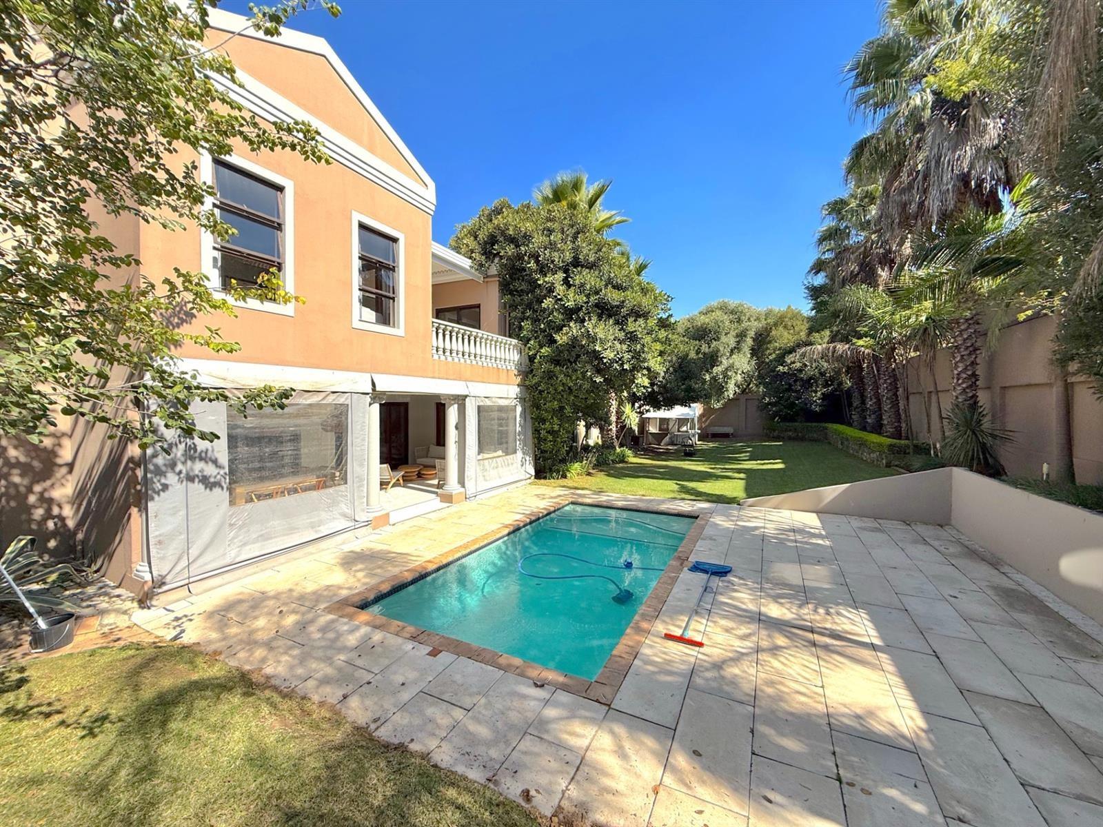 Contemporary Elegance on a Prime Corner Stand in Dainfern Valley Estate