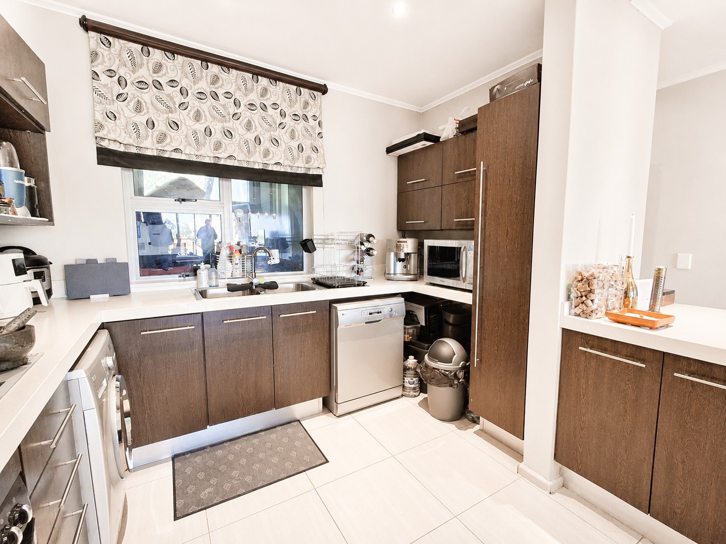 Elegant Top Floor Apartment in Eagle Creek, Houghton Estate