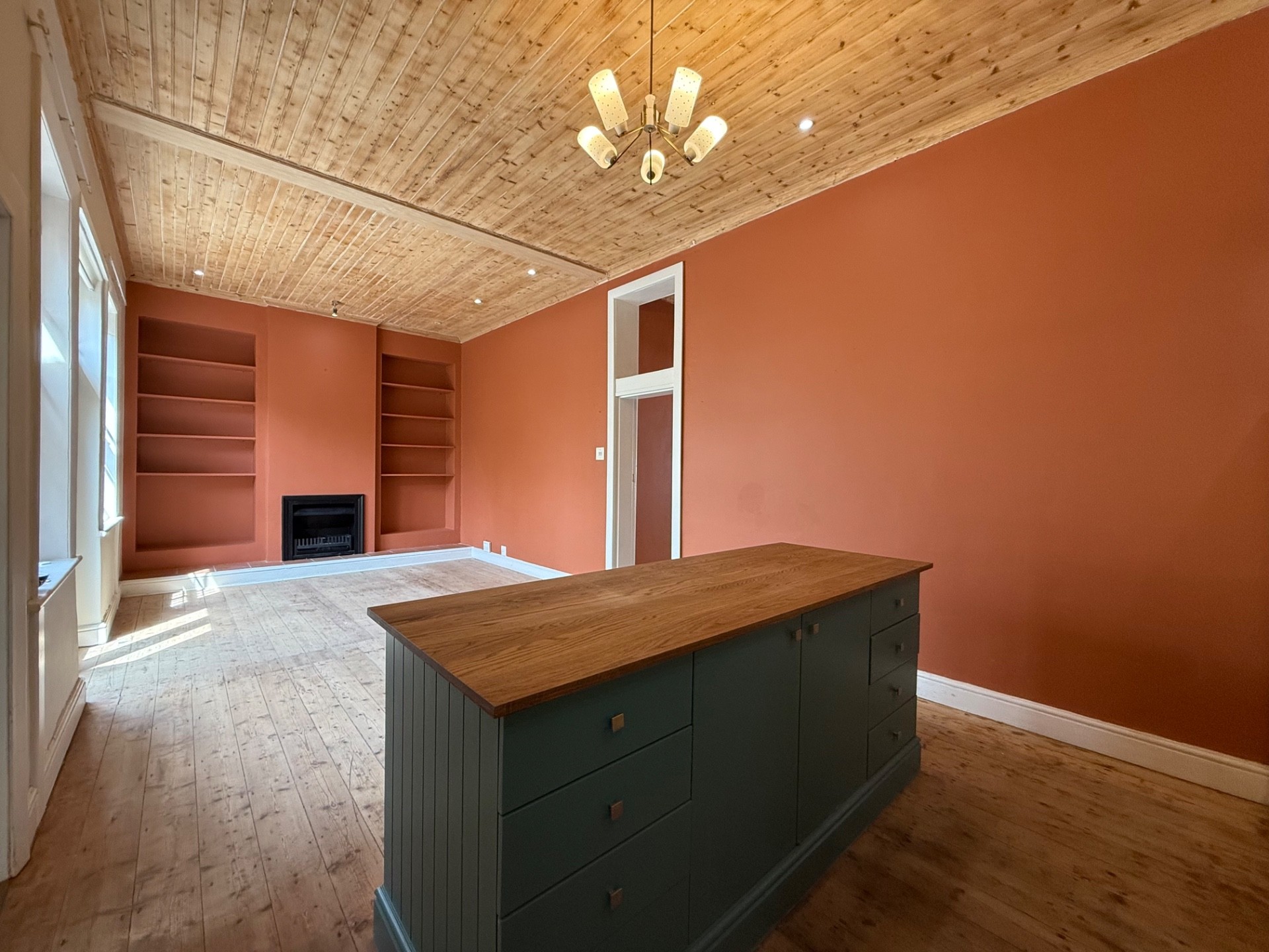 Three Bedroom Victorian House To Rent in Observatory