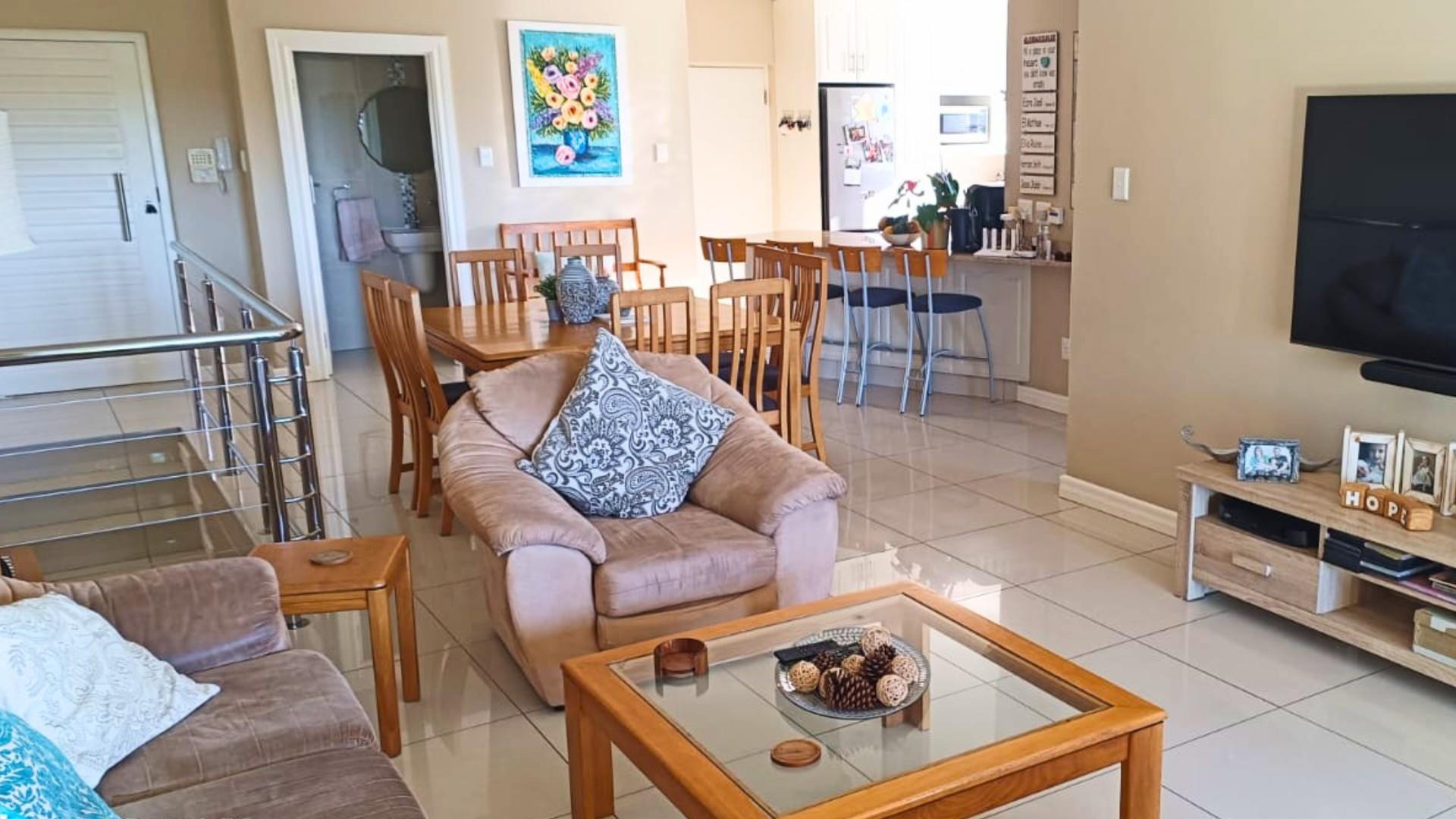 Beautifully Designed Cluster Home in Sought-After Gonubie View