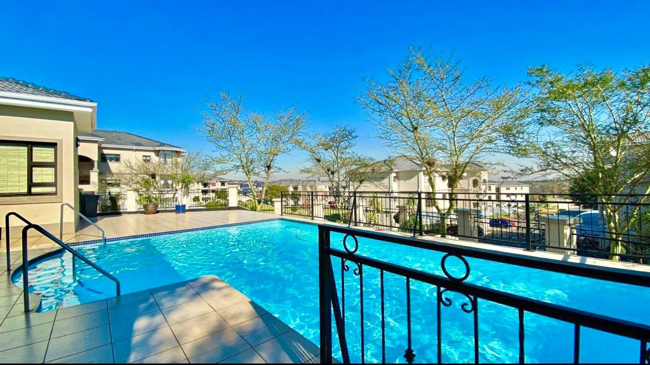 2 bedroom Apartment For Sale in Summerset, Midrand