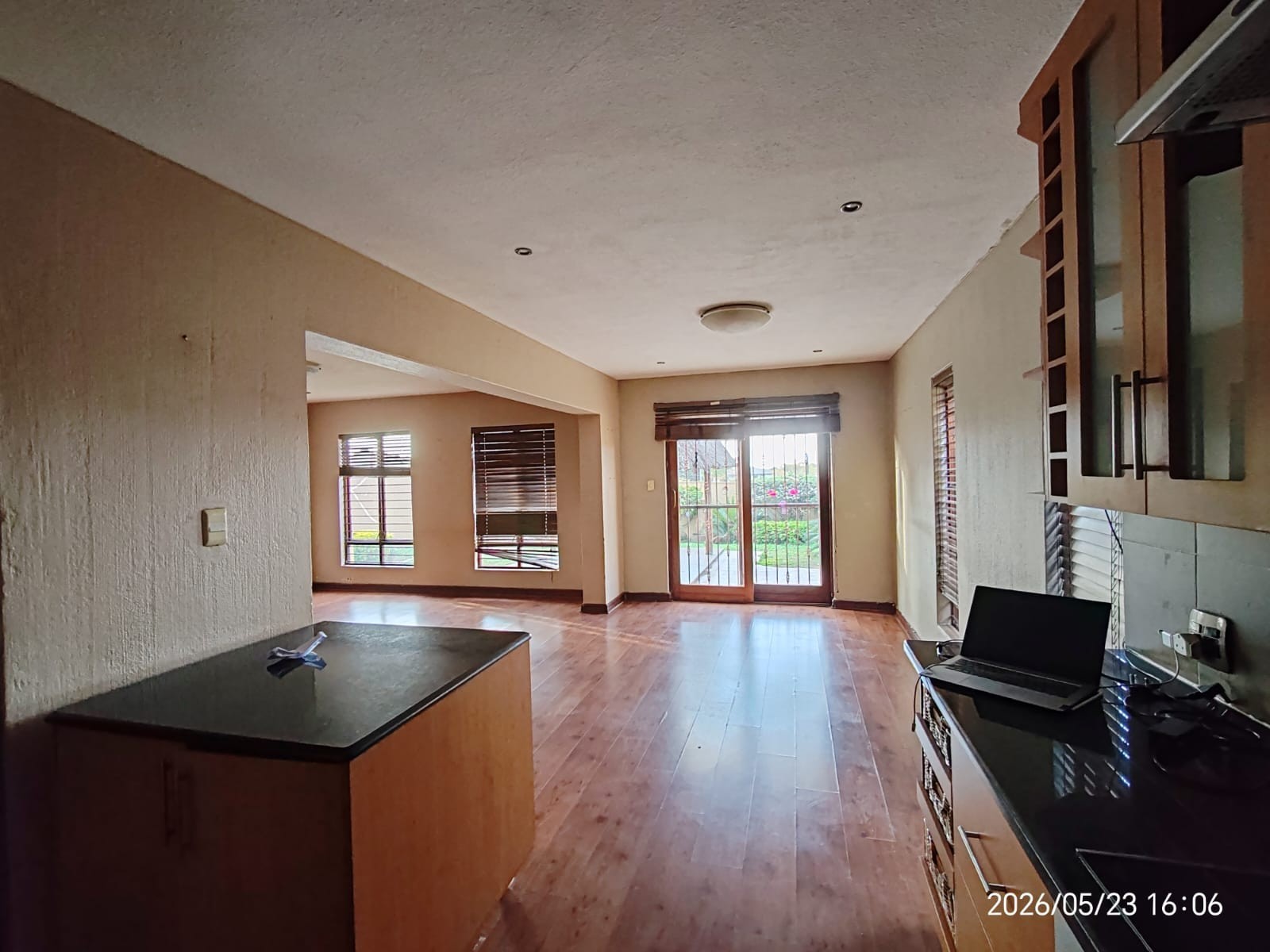 3 bedroom townhouse to rent in Carlswarld