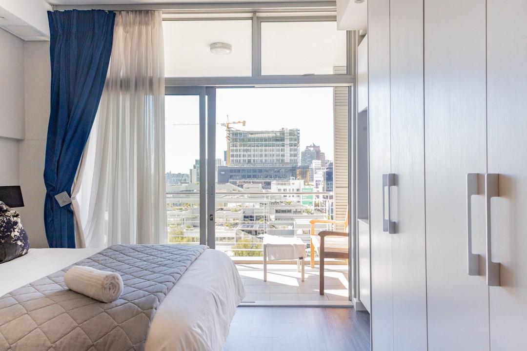 Apartment For Sale in City of Cape Town