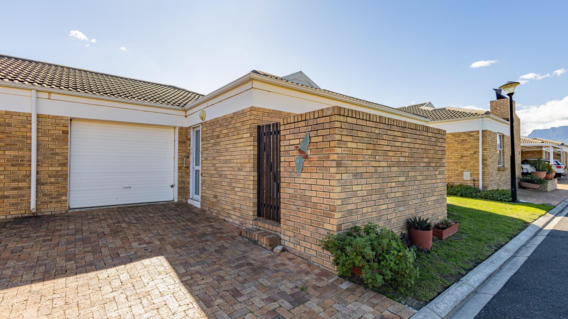 SECURE COASTAL INVESTMENT WITH ESTABLISHED LONG-TERM TENANT IN SUMMERVALE RETIREMENT VILLAGE
