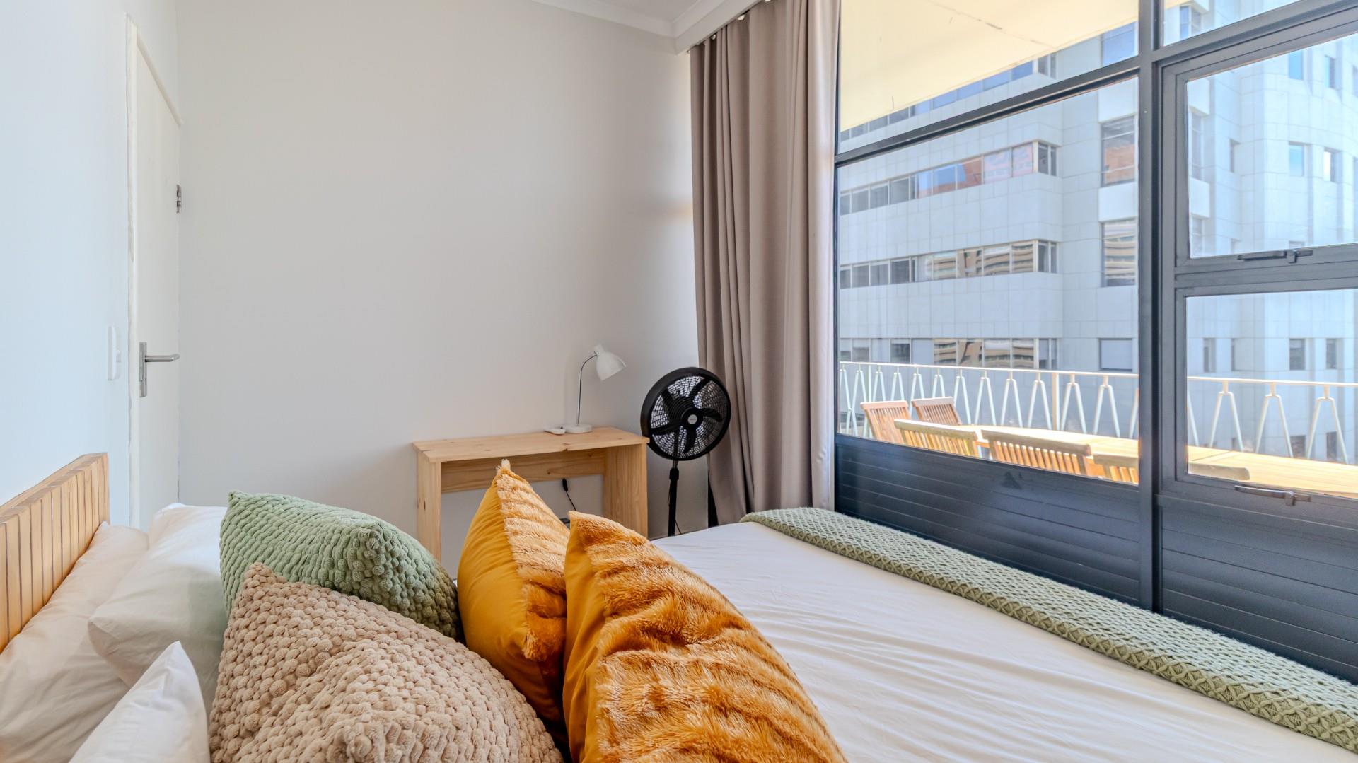 Apartment To Rent in Cape Town City Centre, Cape Town