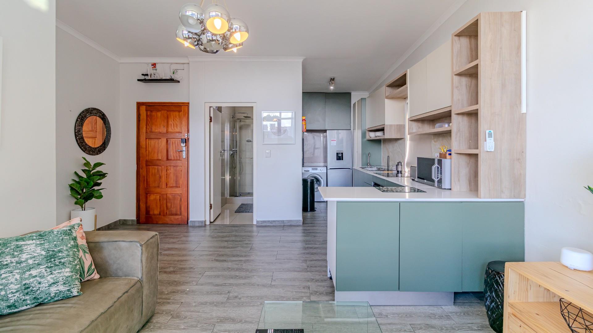 Apartment To Rent in Cape Town City Centre, Cape Town