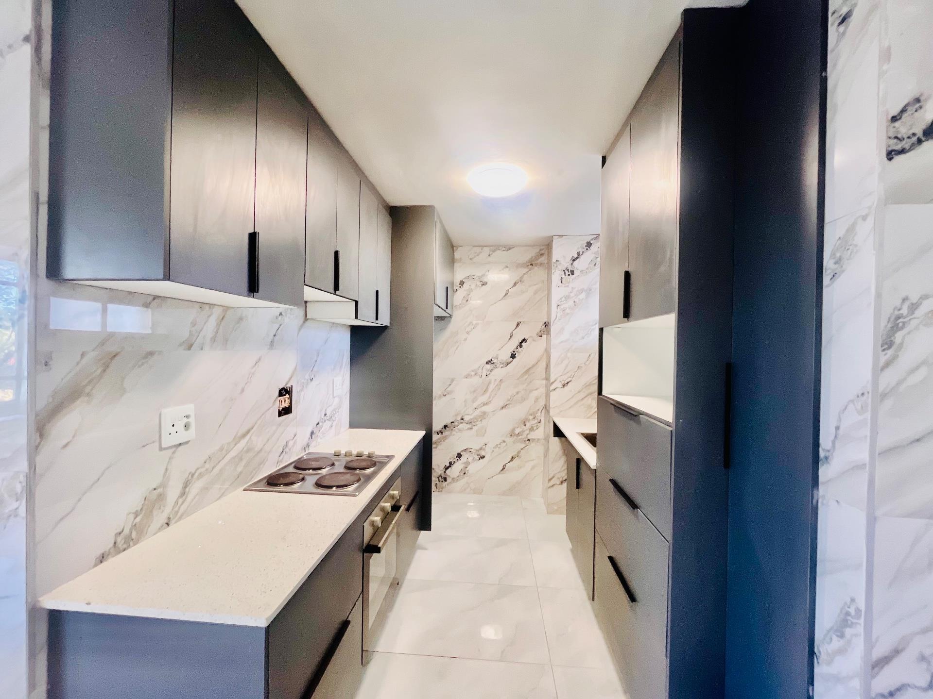 Modern, newly revamped 3-bedroom flat with swimming pool