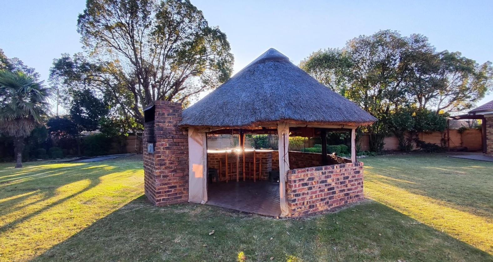 House For Sale in Three Rivers East, Vereeniging