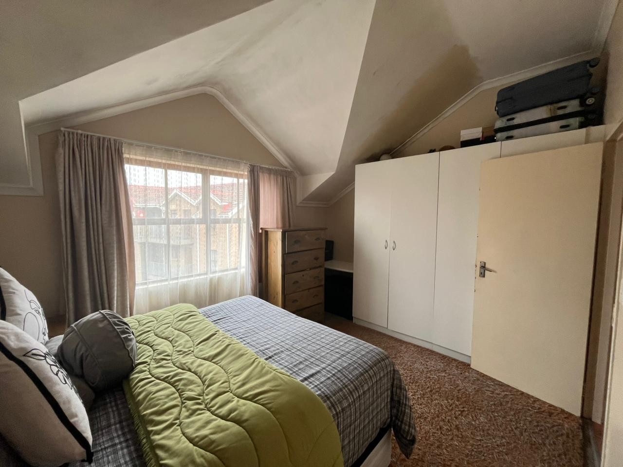 2 Bedroom Duplex Apartment in Brackenfell