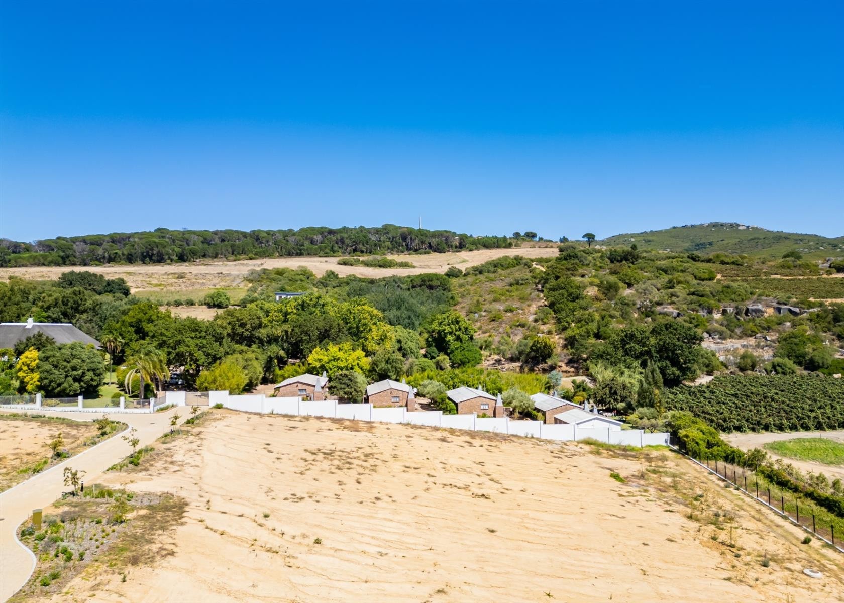 Prime Stand For Sale With Mountainous Views in New Laborie-et-Picardie Lifestyle Estate in Paarl!