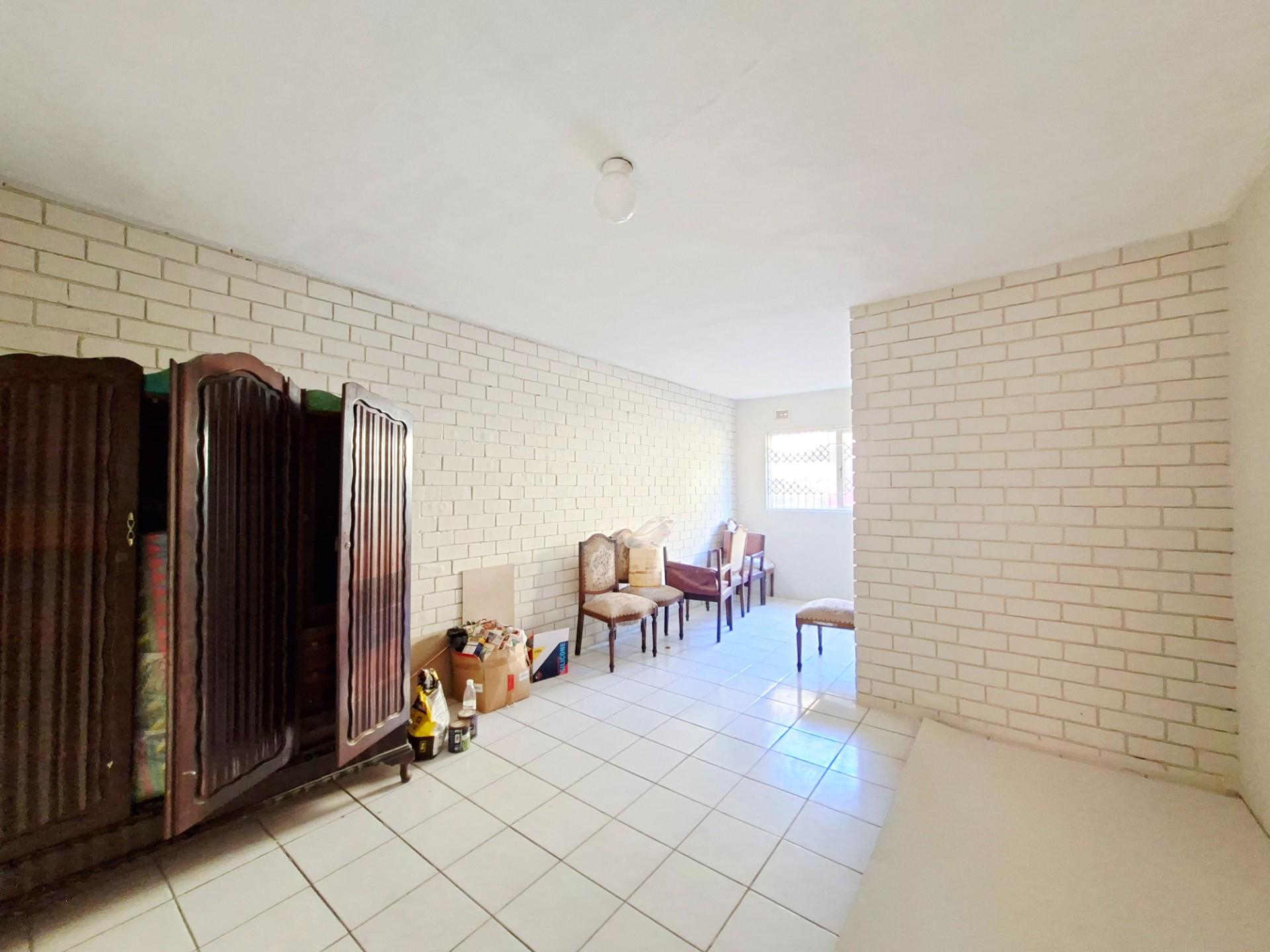 Affordable Cottage To Rent in La Mercy, KwaZulu Natal