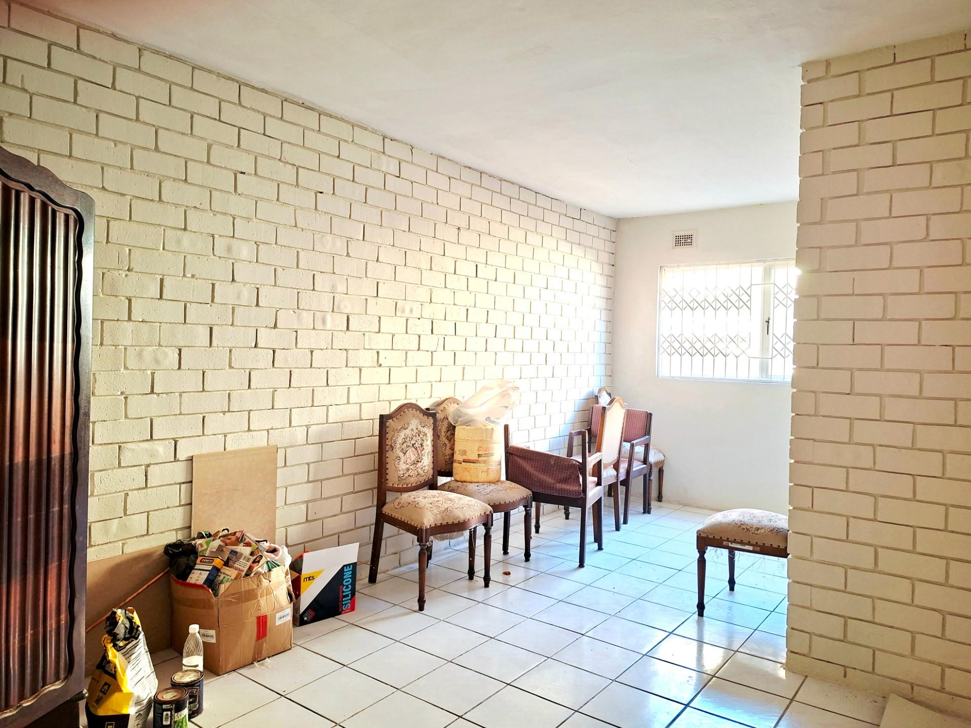 Affordable Cottage To Rent in La Mercy, KwaZulu Natal