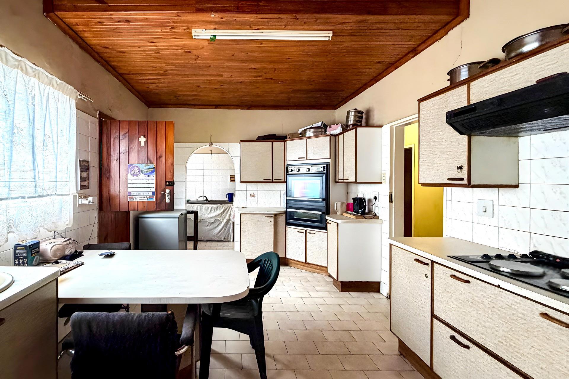Corner Property in Jubilee Park | Listed by Danté Koen, eXp Realty