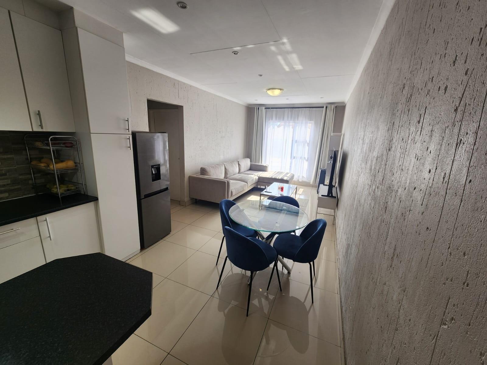 Apartment For Sale in Lyndhurst, Johannesburg
