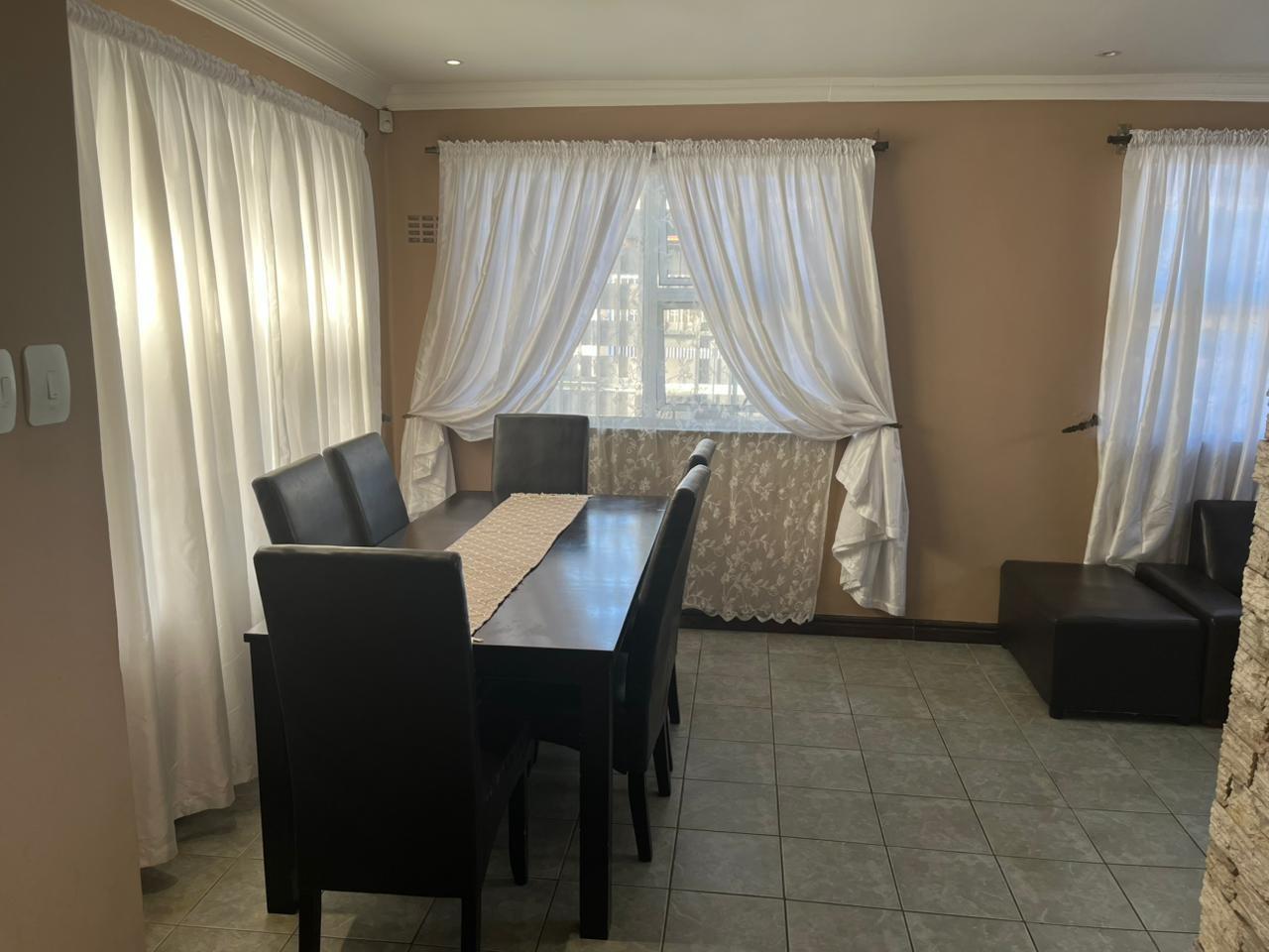 Beautiful 3 Bed home Sale in Portalnds Mitchells Plain