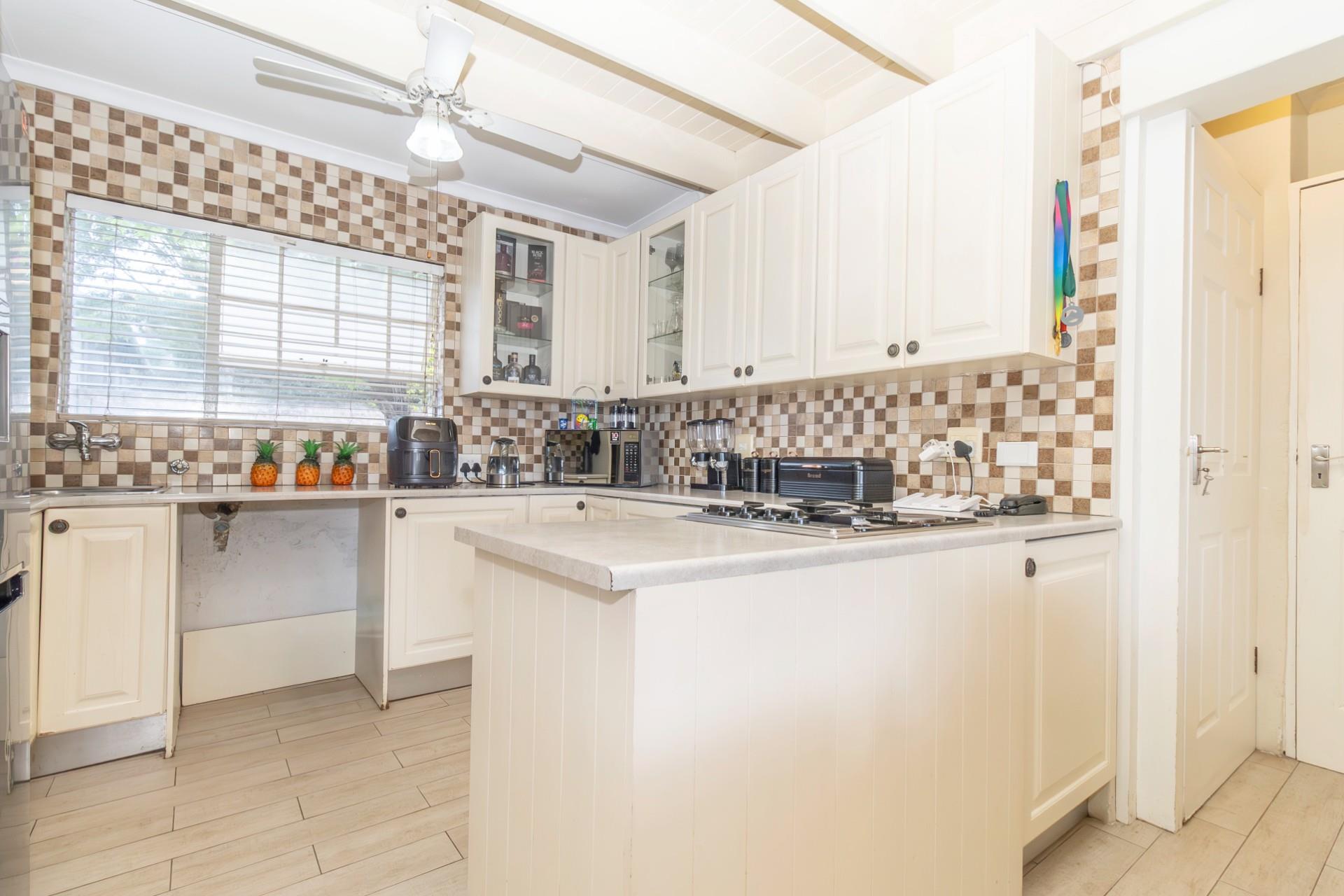 2 Bedroom house For Sale in Kengies, Sandton
