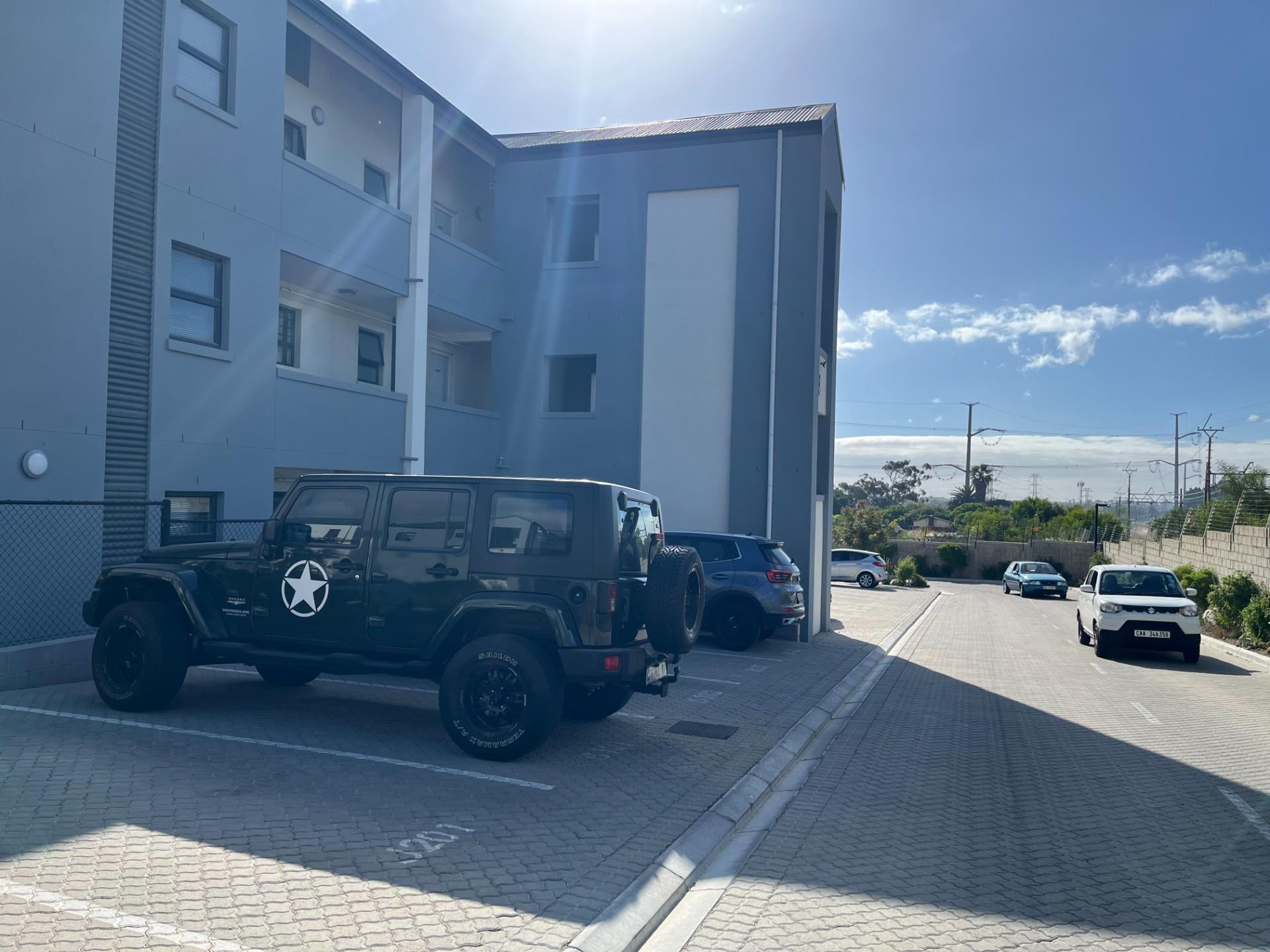 Apartment For Sale in De Wijnlanden Residential Estate, Stellenbosch