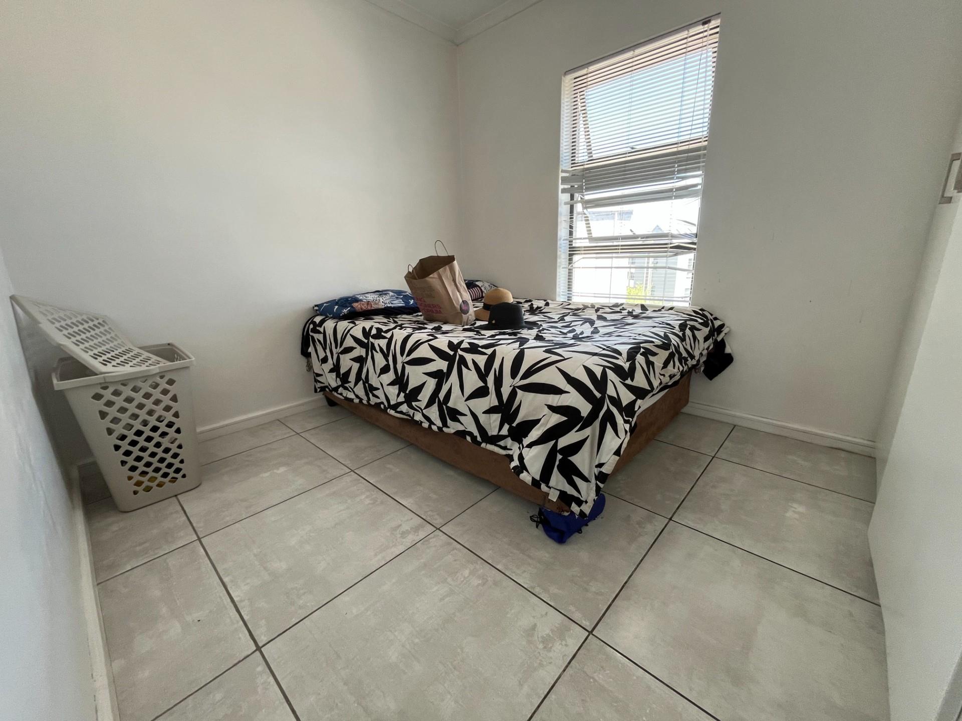 Apartment For Sale in De Wijnlanden Residential Estate, Stellenbosch