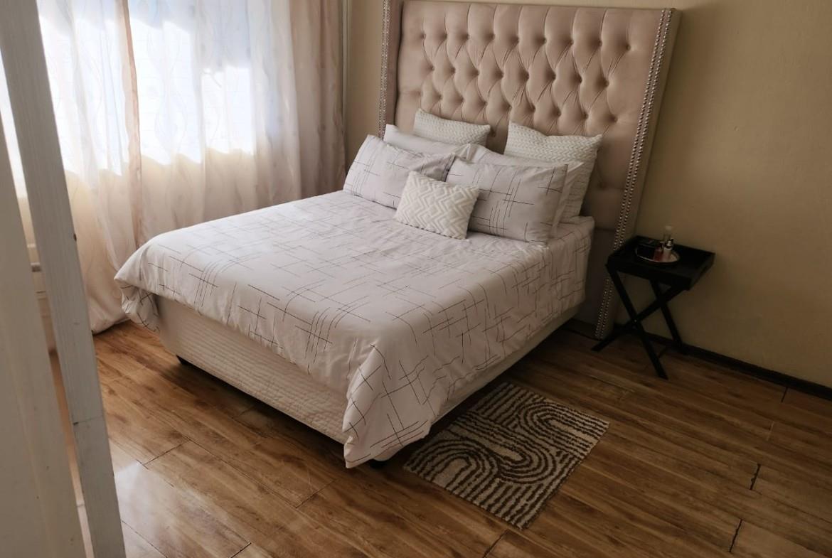 Apartment For Sale in Bramley View, Johannesburg