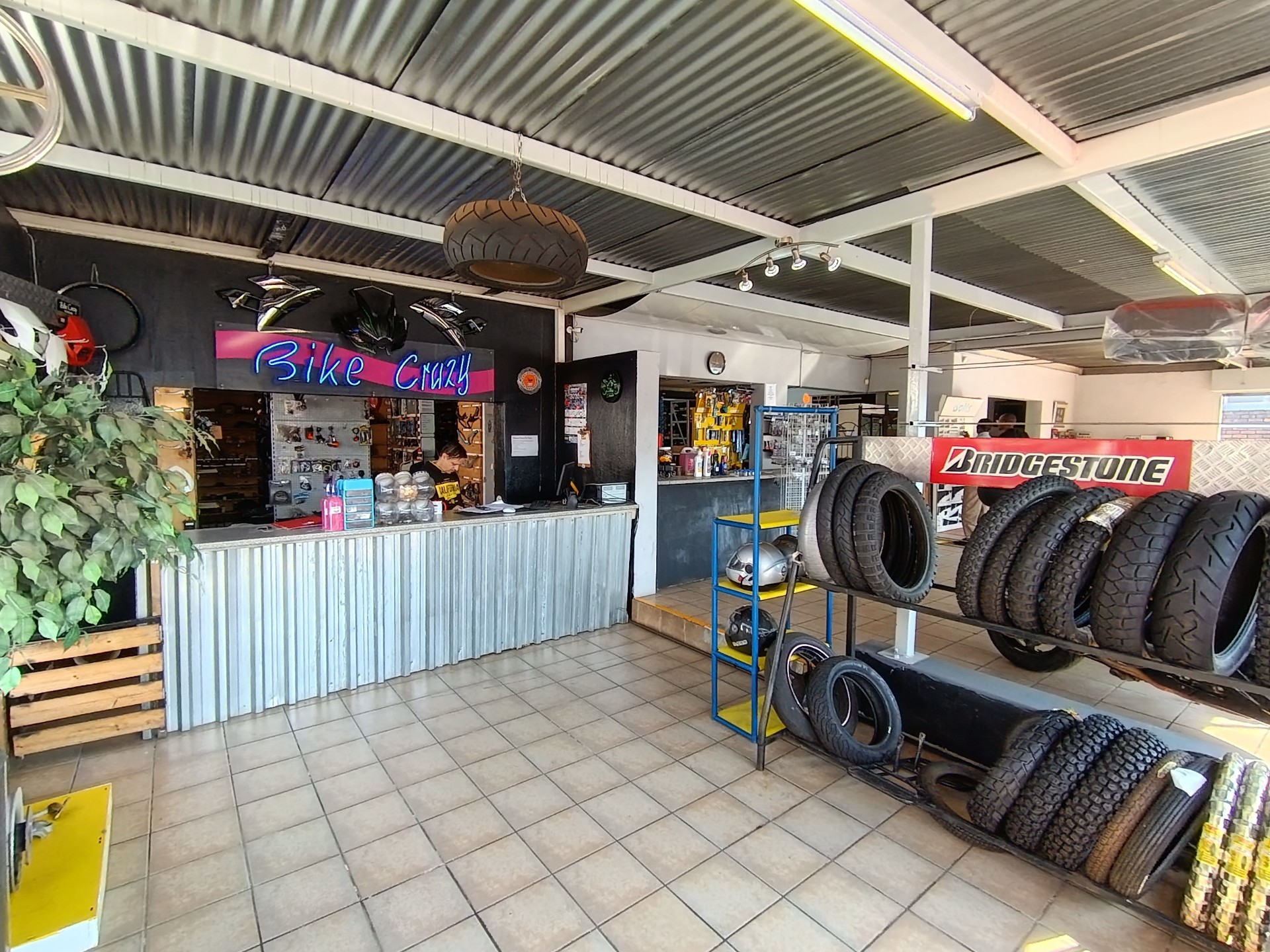 Commercial property in the sought after and busy Steve Biko Road