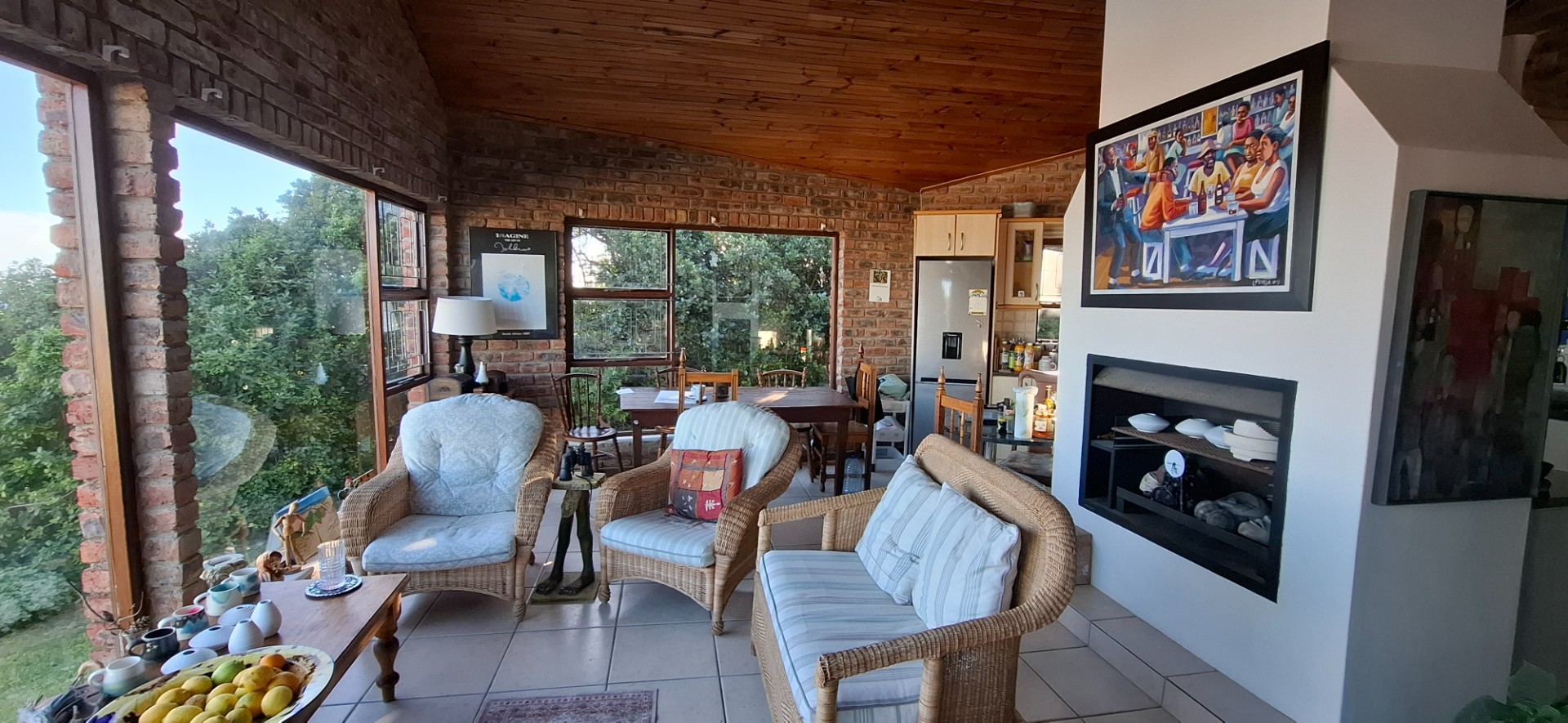 Double-Storey Property with STUNNING SEA VIEW