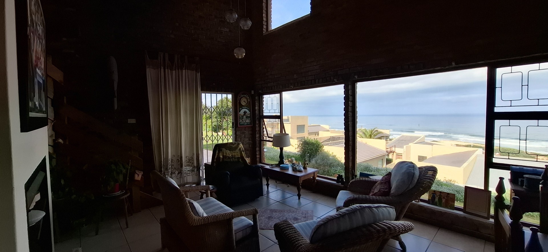 Double-Storey Property with STUNNING SEA VIEW
