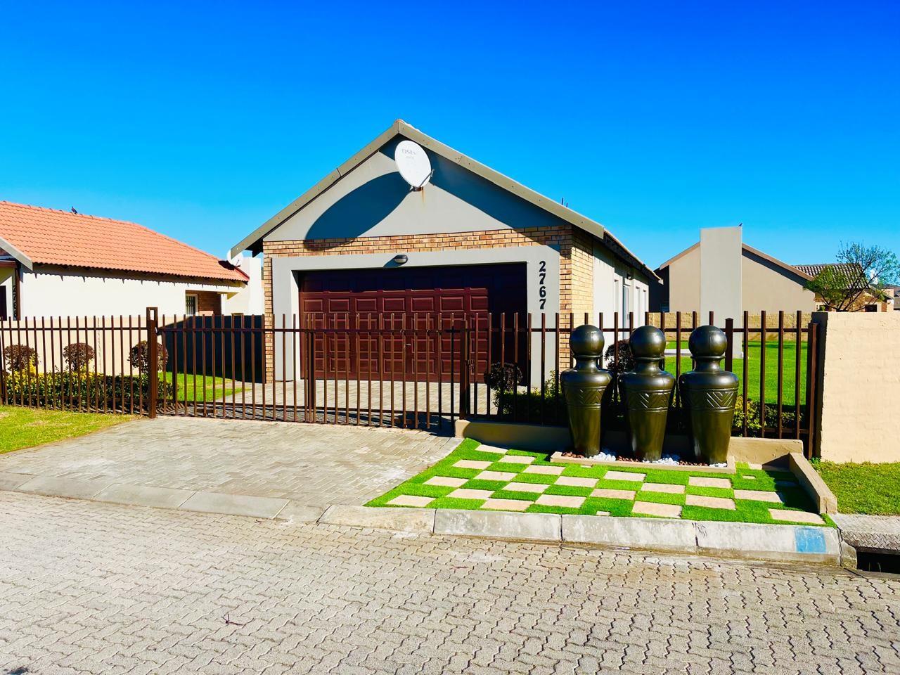 House For Sale in Waterkloof Hill Estate, Waterkloof AH, Rustenburg, North West