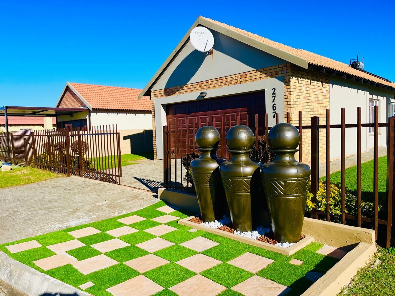 House For Sale in Waterkloof Hill Estate, Waterkloof AH, Rustenburg, North West