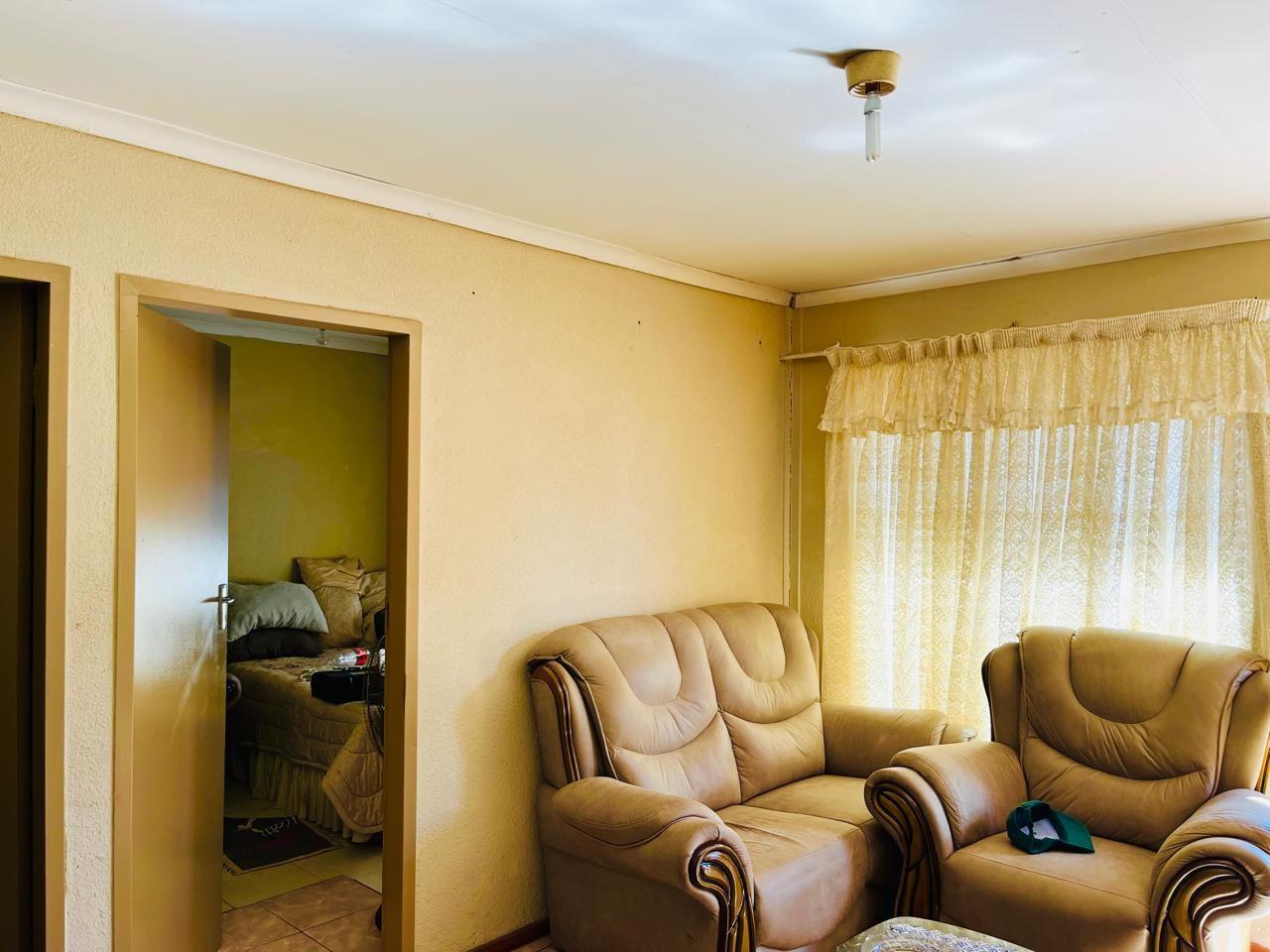 House For Sale in Tlhabane West, Rustenburg, North West