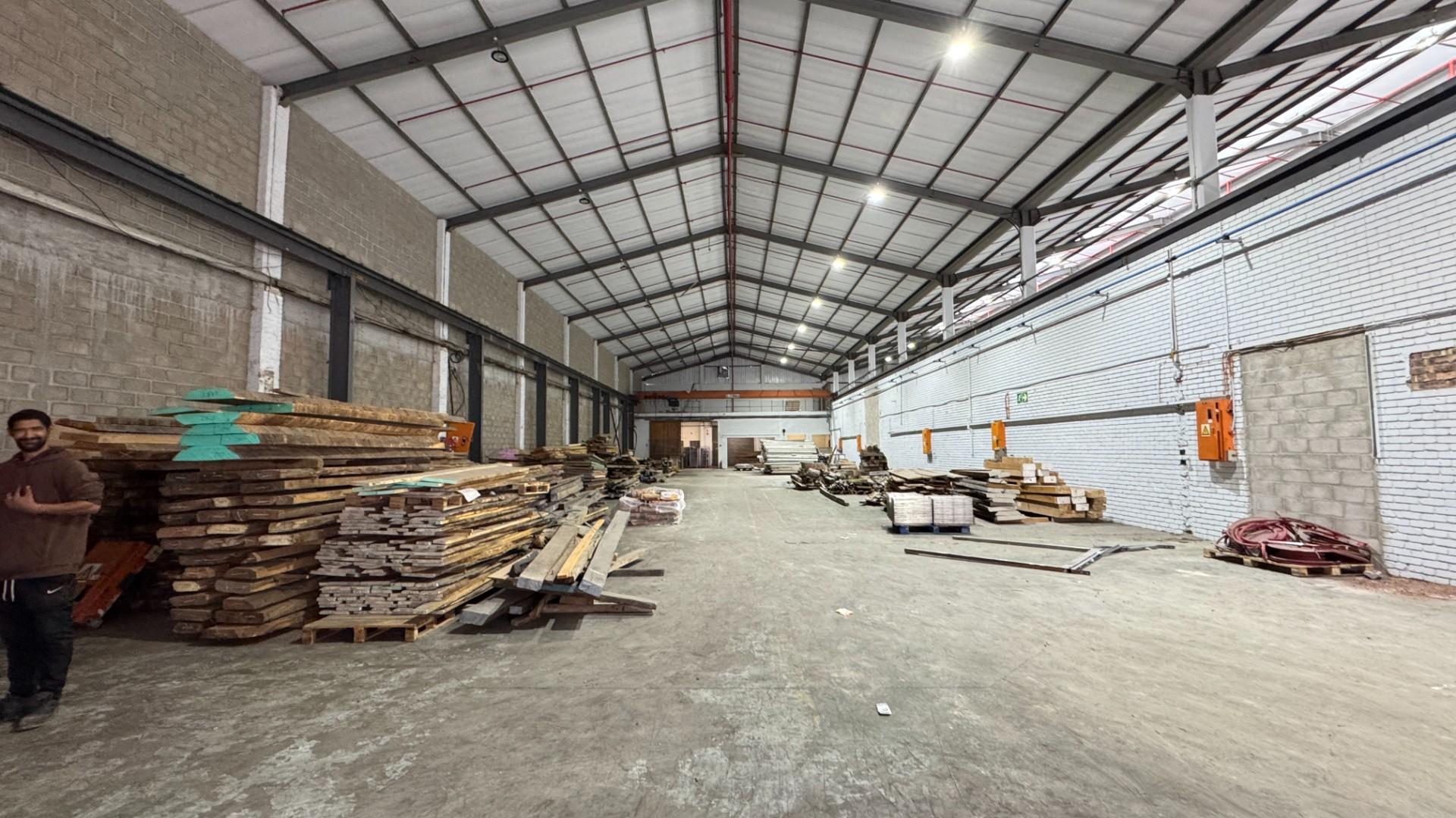 1,226m² Industrial Warehouse To Let in Epping | Secure with 3-Phase Power