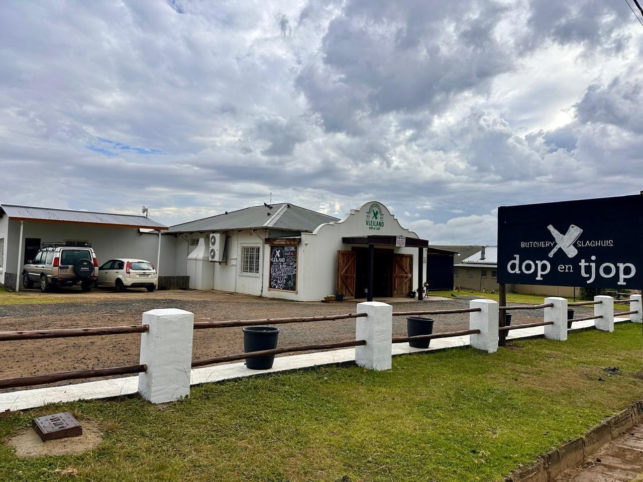 Fully Equipped Butchery and Liquor Store For Sale in Wakkerstroom.