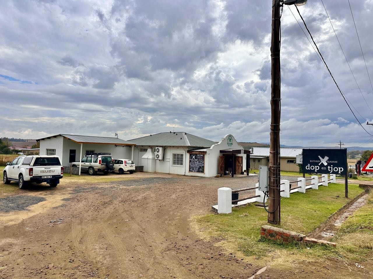 Fully Equipped Butchery and Liquor Store For Sale in Wakkerstroom.
