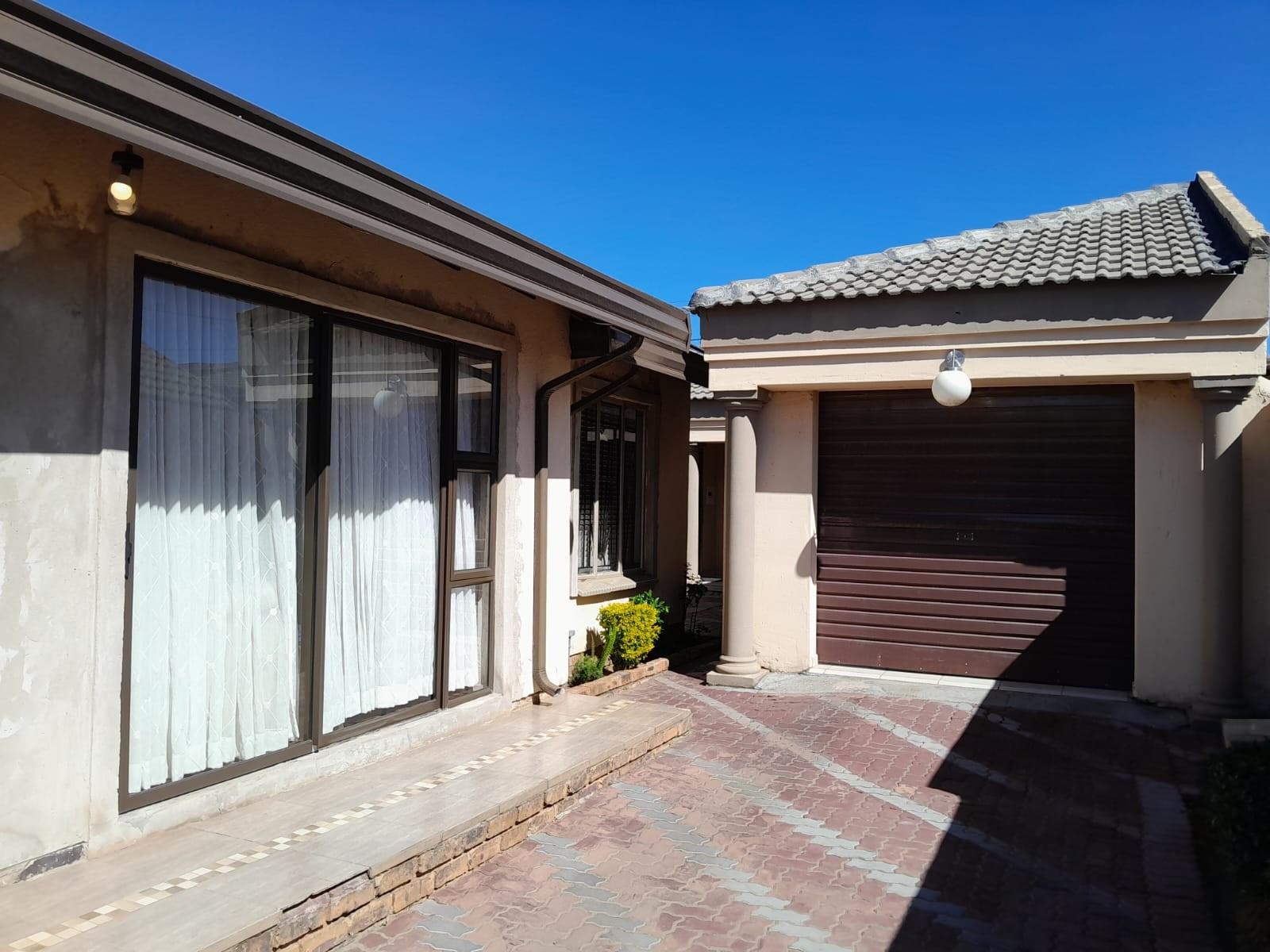 House For Sale in Rabie Ridge, Midrand