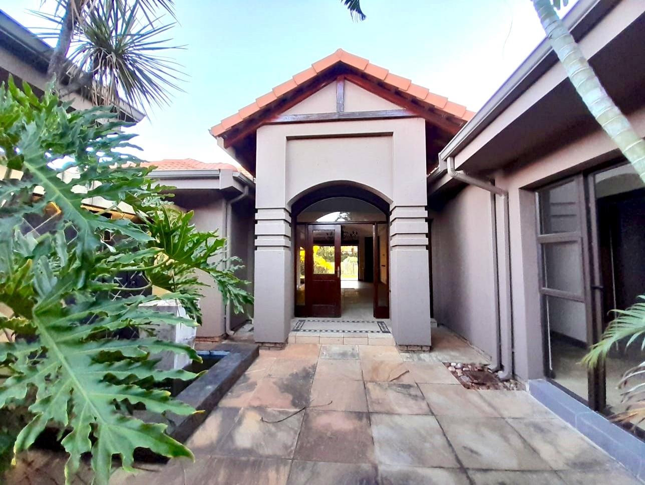 House For Sale in Pecanwood, Hartbeespoort, North West