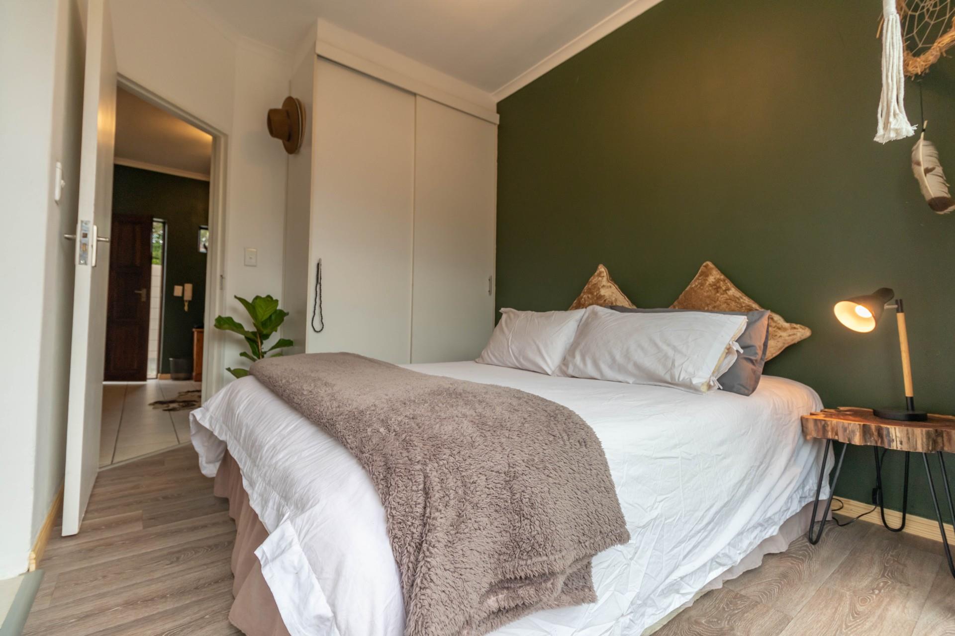 Pet Friendly One Bedroom Garden Apartment