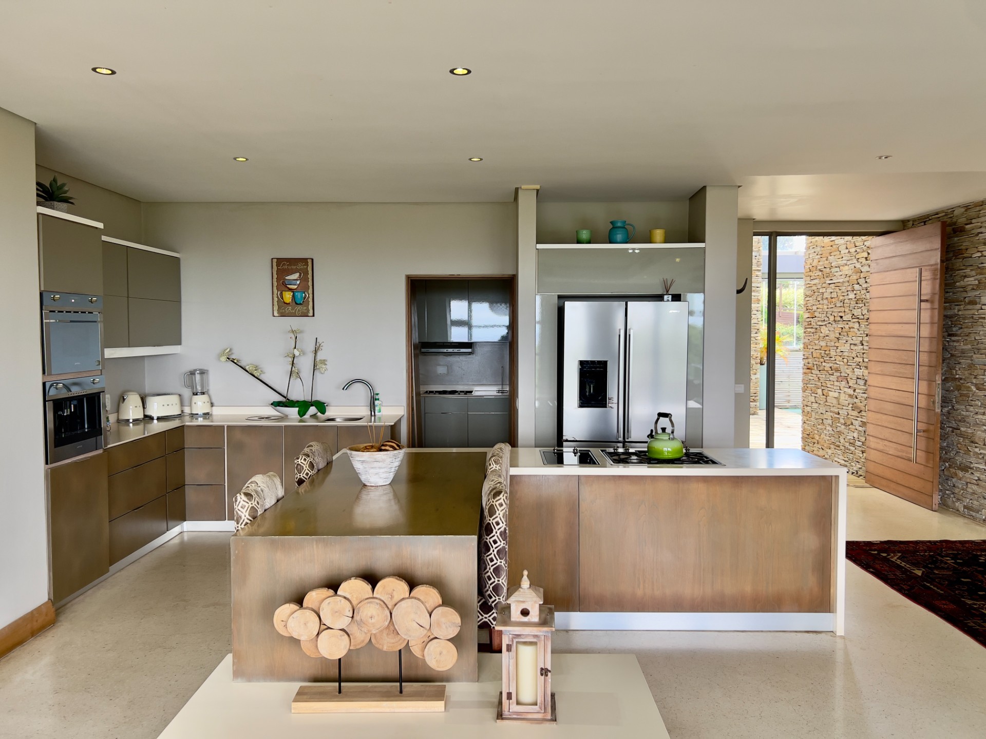 EXCLUSIVE LUXURY SEA LA VIEW FOR RENTAL -COASTAL LIVING IN BRETTENWOOD COASTAL ESTATE