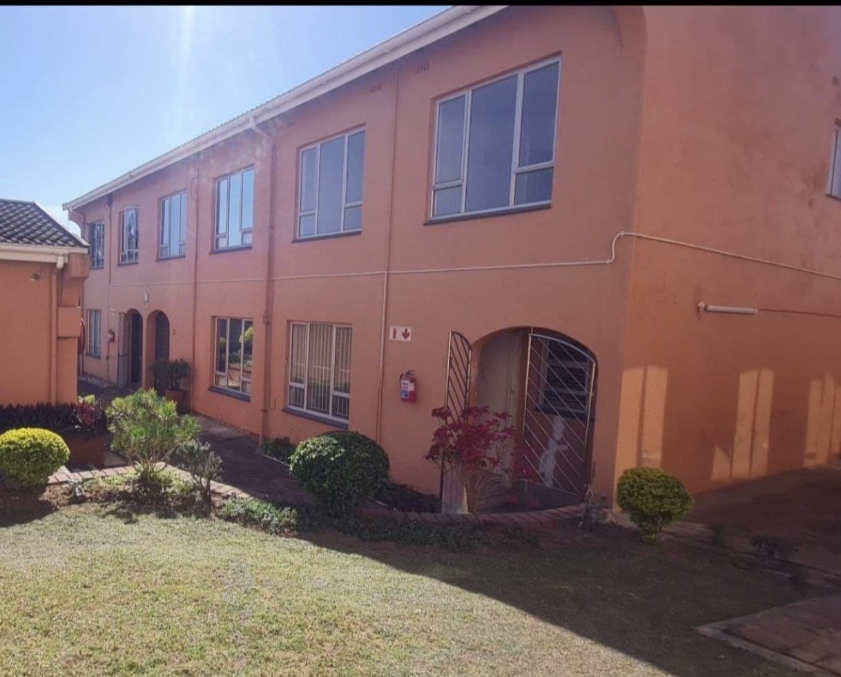 Townhouse For Sale in Malvern, Durban, KwaZulu Natal